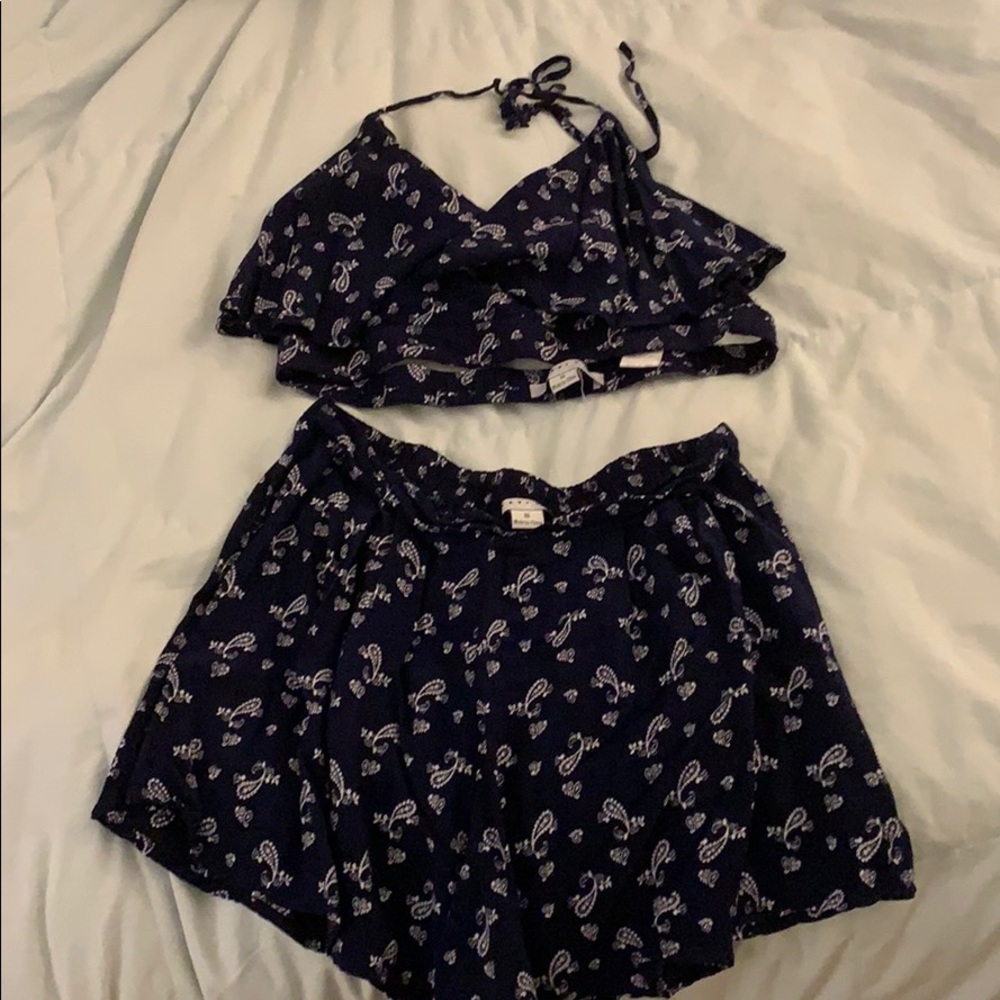 Two piece set